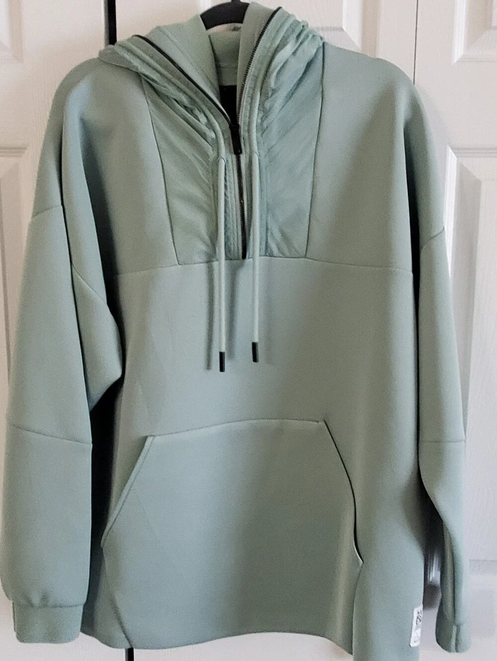 NIKE AIR JORDAN 23 ENGINEERED HOODIE . GREEN 1/2 ZIP. LONG SLEEVES. Unisex XL